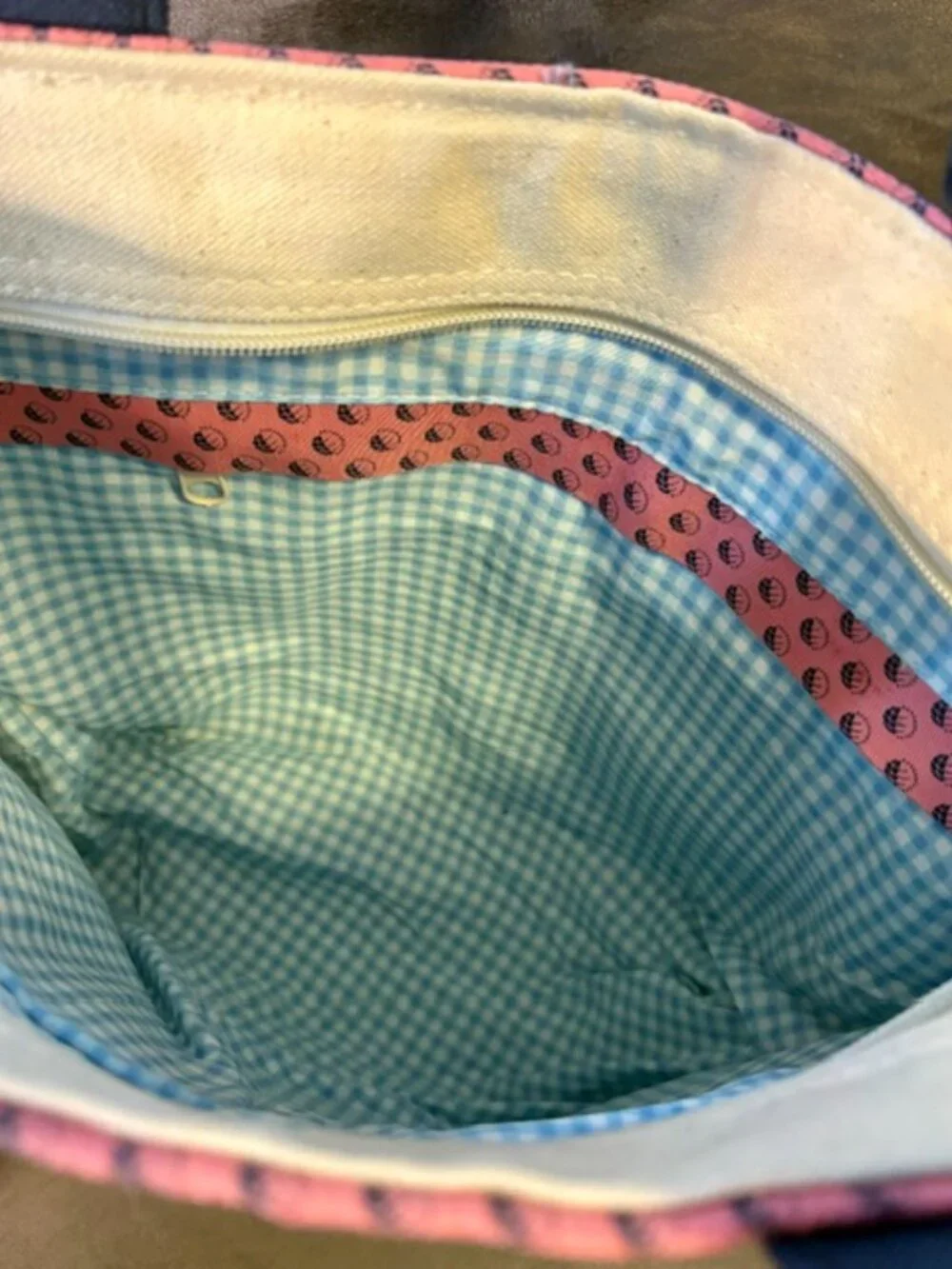 Vineyard Vines new without
